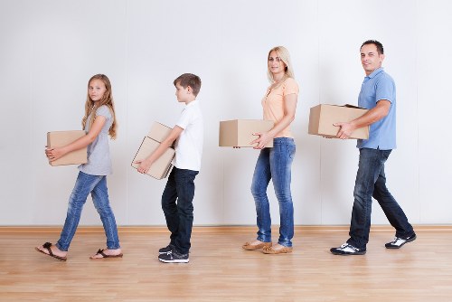 Preparation checklist and moving supplies for a house removal in Selhurst