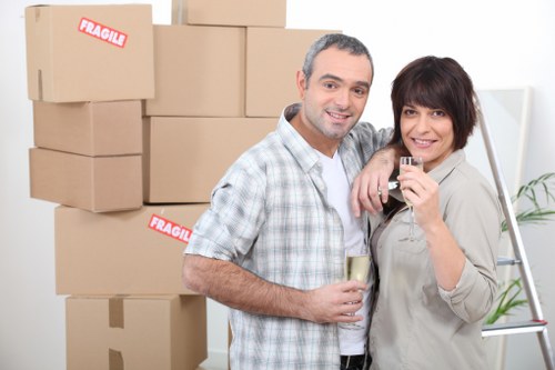 Furniture loading and transport service in Selhurst